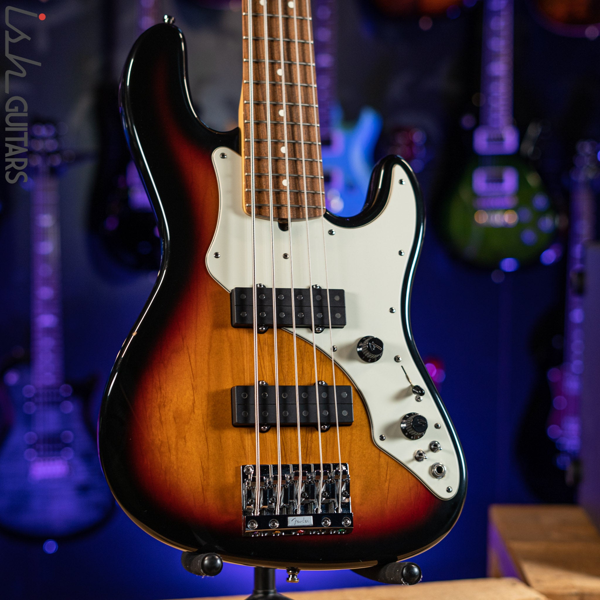 1998 Fender Roscoe Beck V Signature Bass Sunburst – Ish Guitars