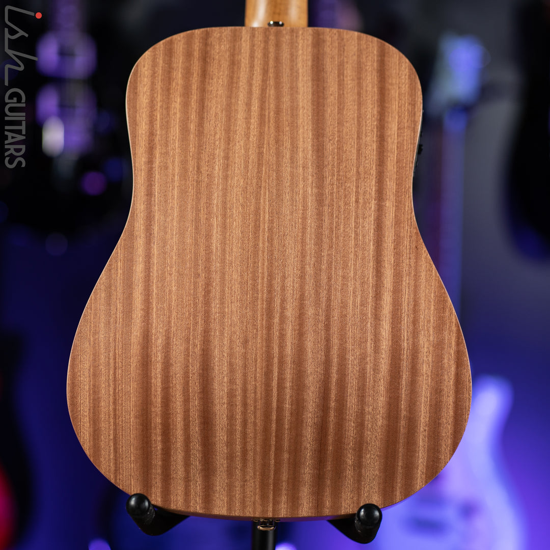 Taylor Baby Mahogany BT2e Acoustic-Electric Guitar Natural