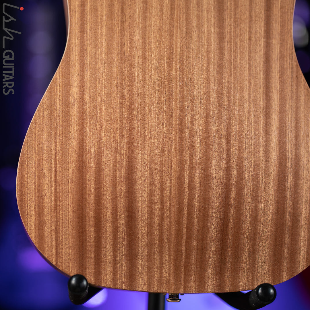 Taylor Baby Mahogany BT2e Acoustic-Electric Guitar Natural