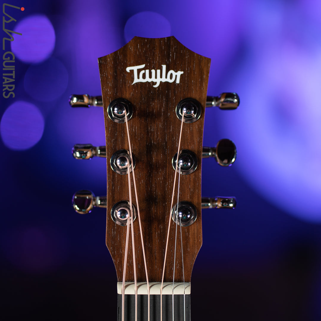 Taylor Baby Mahogany BT2e Acoustic-Electric Guitar Natural