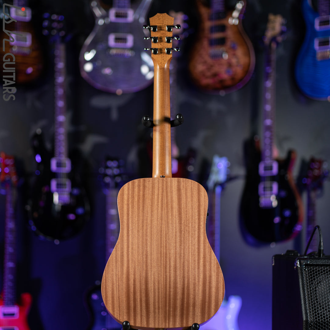 Taylor Baby Mahogany BT2e Acoustic-Electric Guitar Natural