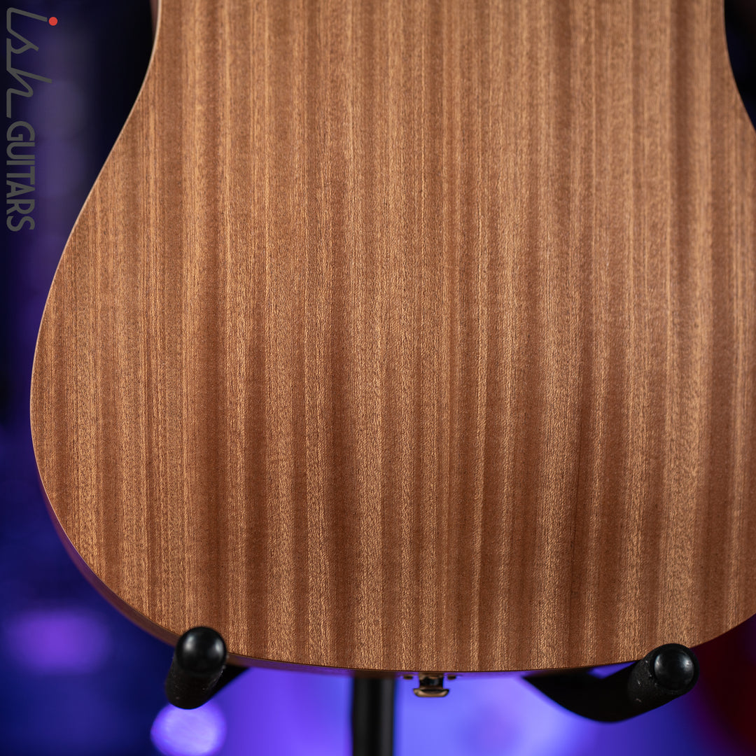 Taylor Baby Mahogany BT2e Acoustic-Electric Guitar Natural