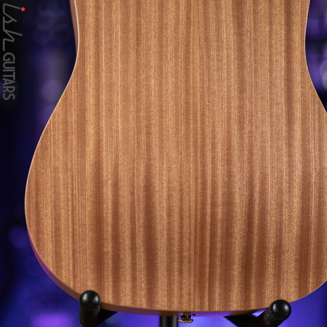 Taylor Baby Mahogany BT2e Acoustic-Electric Guitar Natural