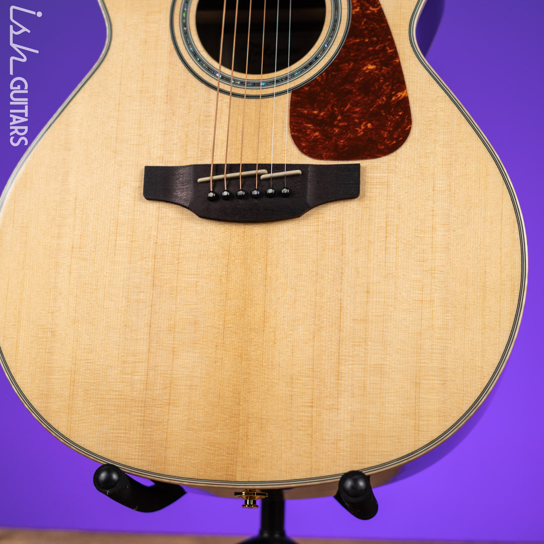 Takamine GN90CE-ZC Acoustic-Electric Guitar Natural