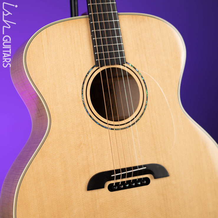 Alvarez Yairi Masterworks Jumbo JYM80 Natural