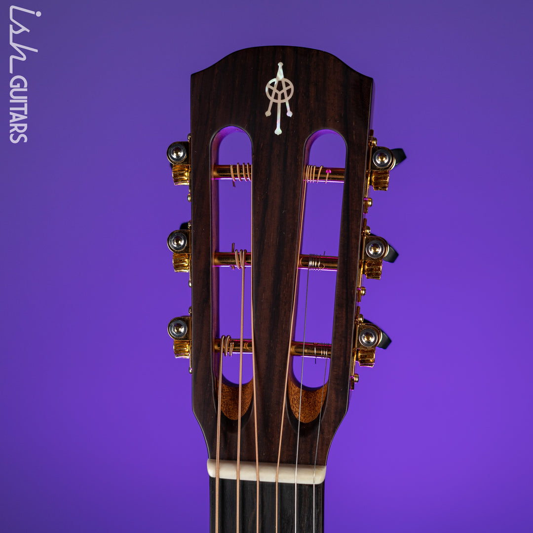 Alvarez Yairi Masterworks DYMR70SB Dreadnought Slope Shoulder Sunburst