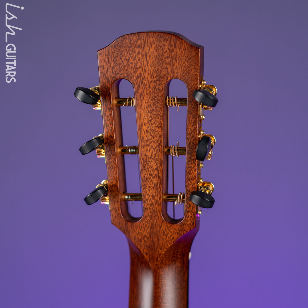 Alvarez Yairi Masterworks DYMR70SB Dreadnought Slope Shoulder Sunburst