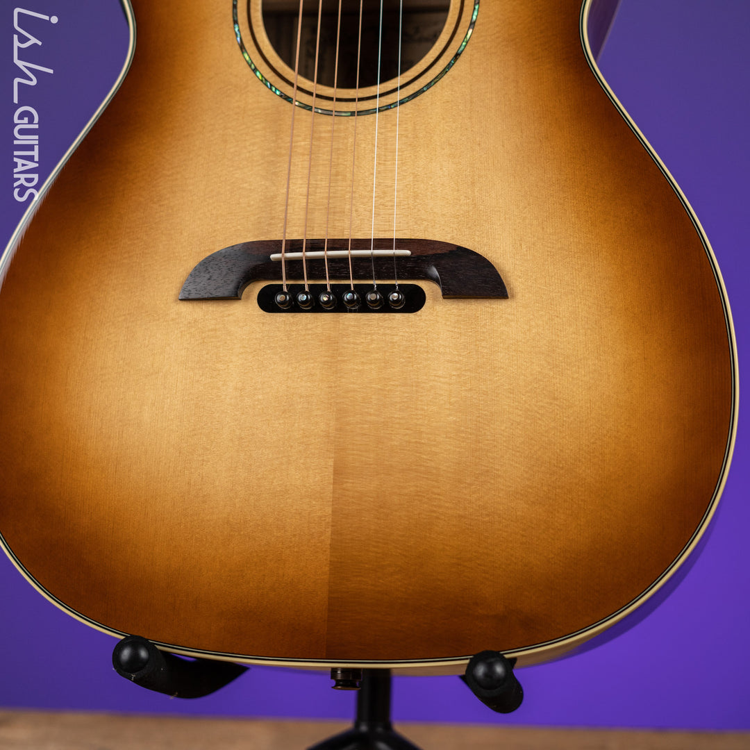 Alvarez Yairi FY70CESHB Standard Series Acoustic-Electric Guitar Shadow Burst