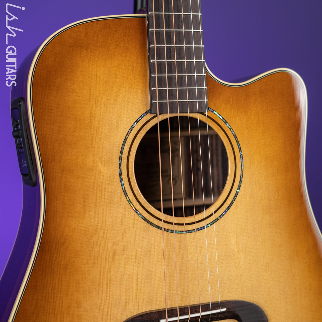 Alvarez Yairi DY70CESHB Standard Series Acoustic-Electric Guitar Shadow Burst