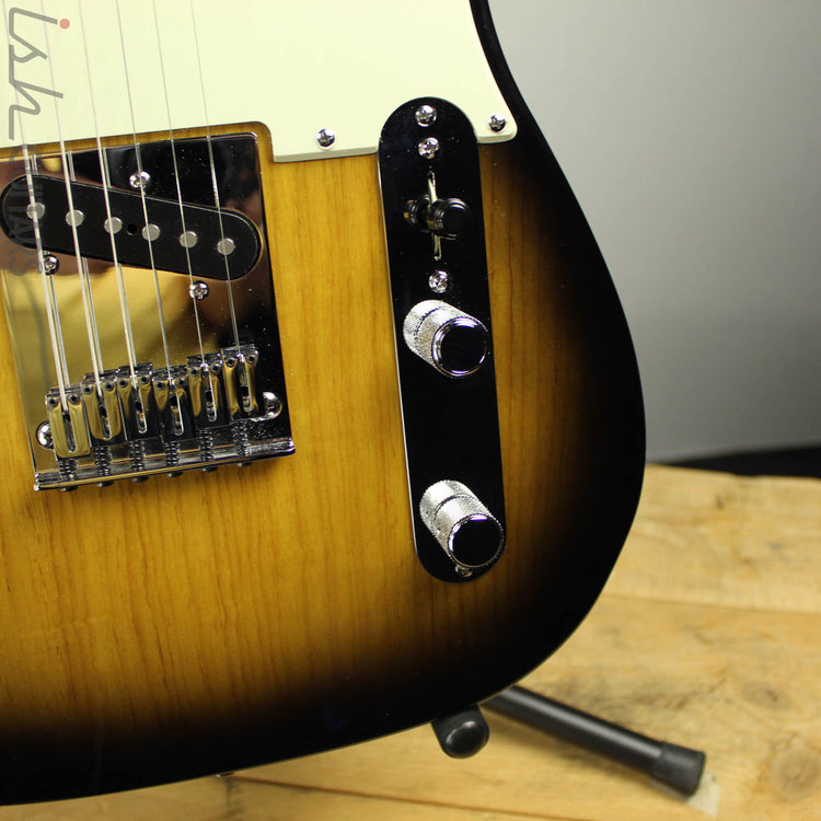2006 Fender Telecaster Deluxe Sunburst – Ish Guitars