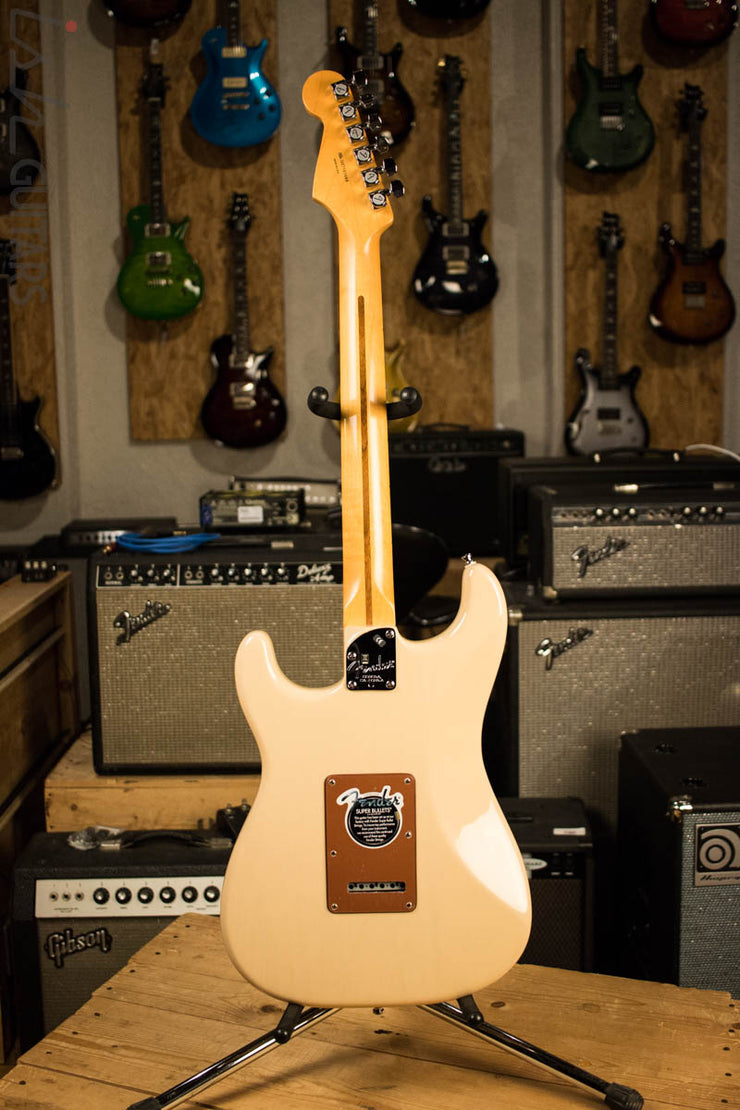 2007 Fender Stratocaster American Deluxe Stratocaster “V” Neck Strat DEAD MINT!