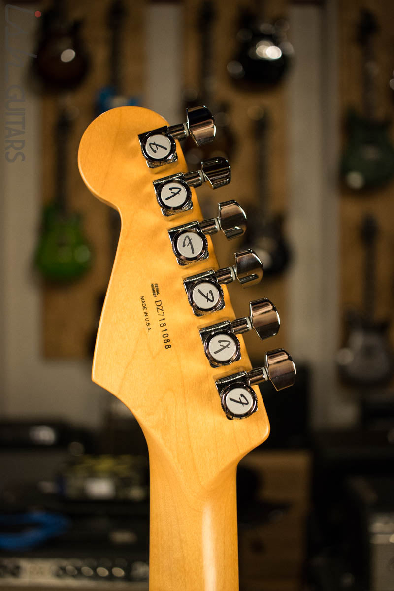 2007 Fender Stratocaster American Deluxe Stratocaster “V” Neck Strat DEAD MINT!
