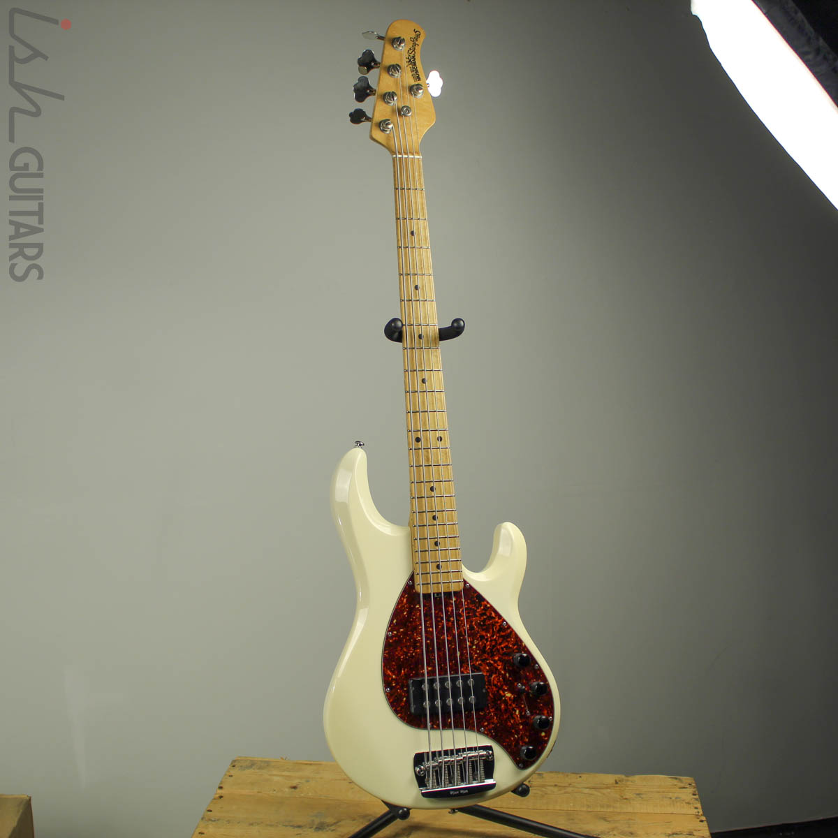 1998 Ernie Ball Music Man StingRay 5 Olympic White – Ish Guitars