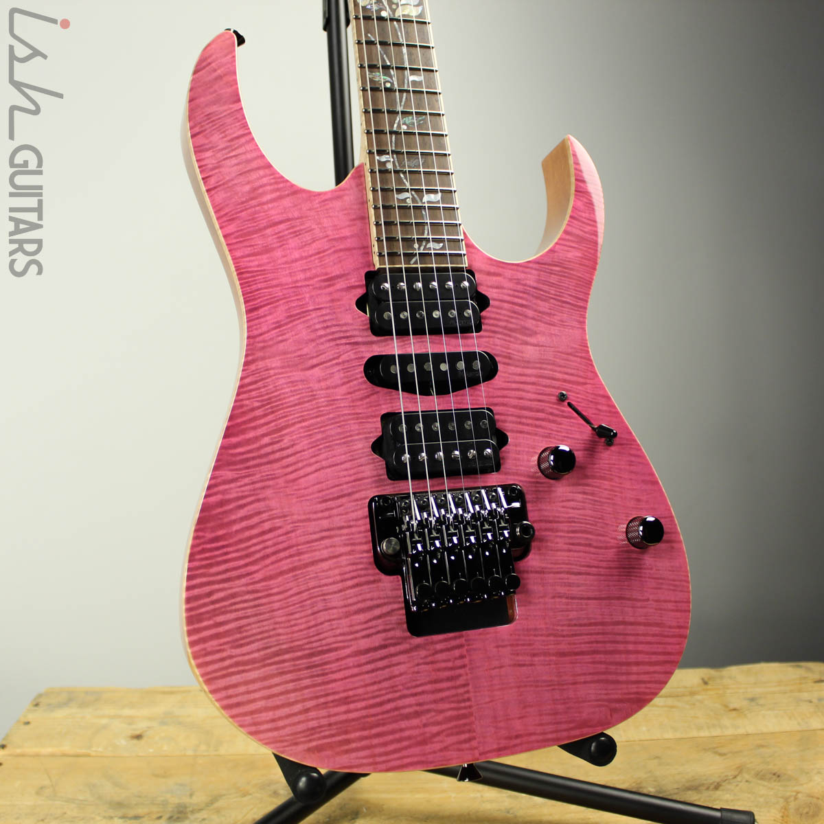 Ibanez prestige EMG搭載 フロイドローズ Ibanez Prestige RGR5111RB Weathered Black – Limited Edition | Axe
