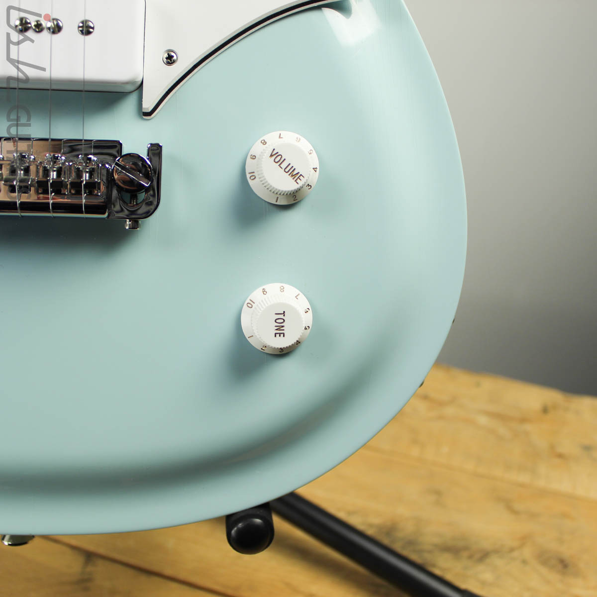 Fano RB6 Standard NOS Finish Blue – Ish Guitars
