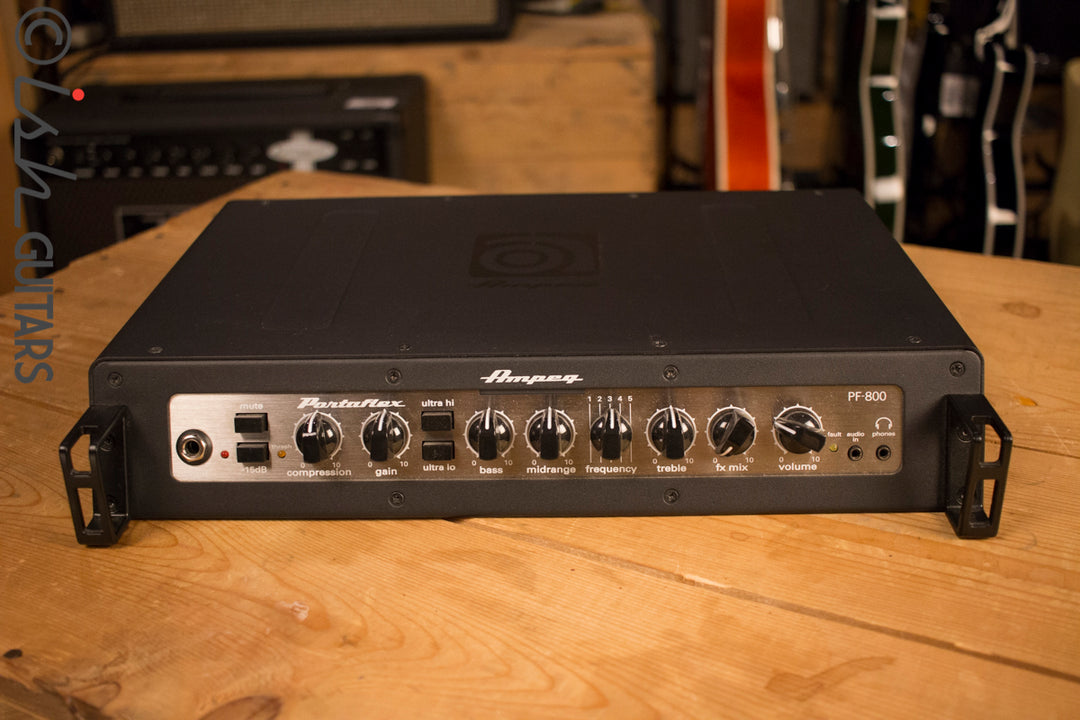 AMPEG PF-800 ベース用アンプヘッド