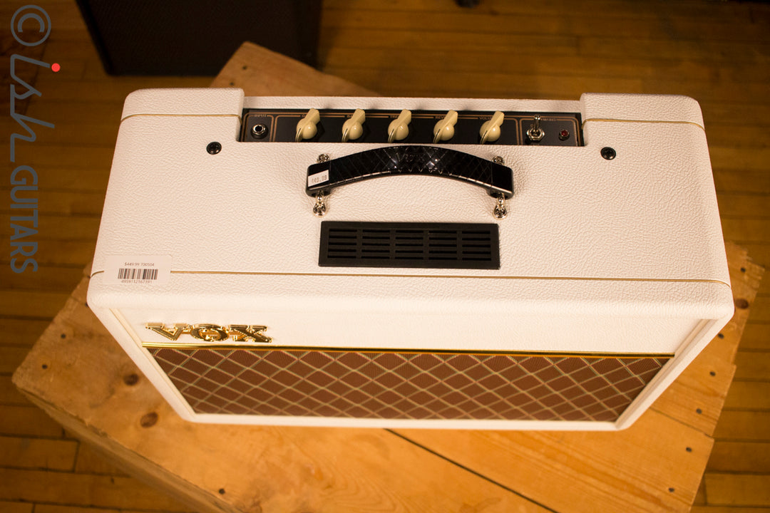 Vox AC10C1 10 Watt Tube Limited Edition White Bronco