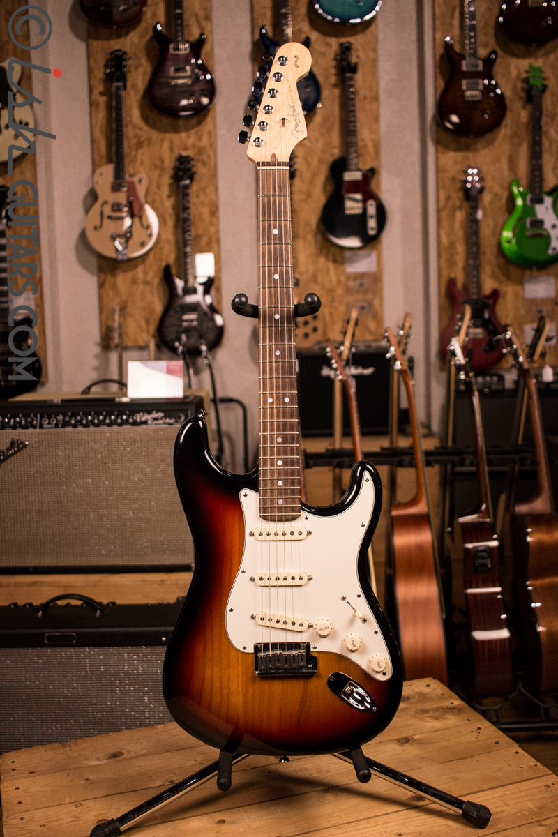 USA Fender 60th Anniversary Diamond Stratocaster Used
