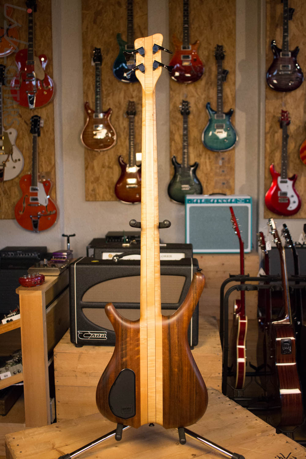 Warwick Infinity Fretless