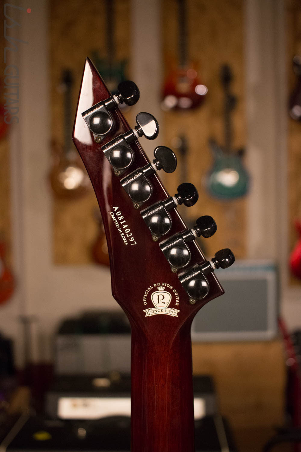 B.C. Rich Villain Veil