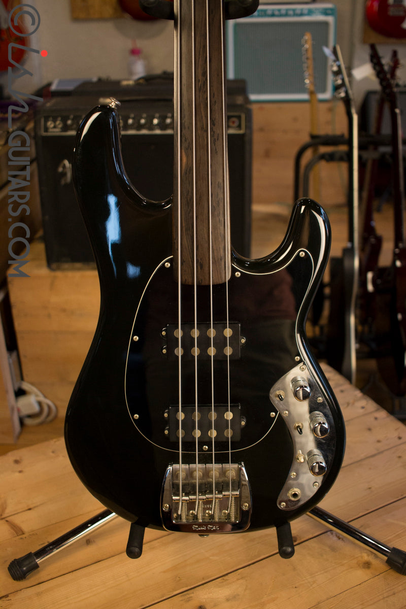 1978 Musicman Sabre Fretless HH Black with Case 