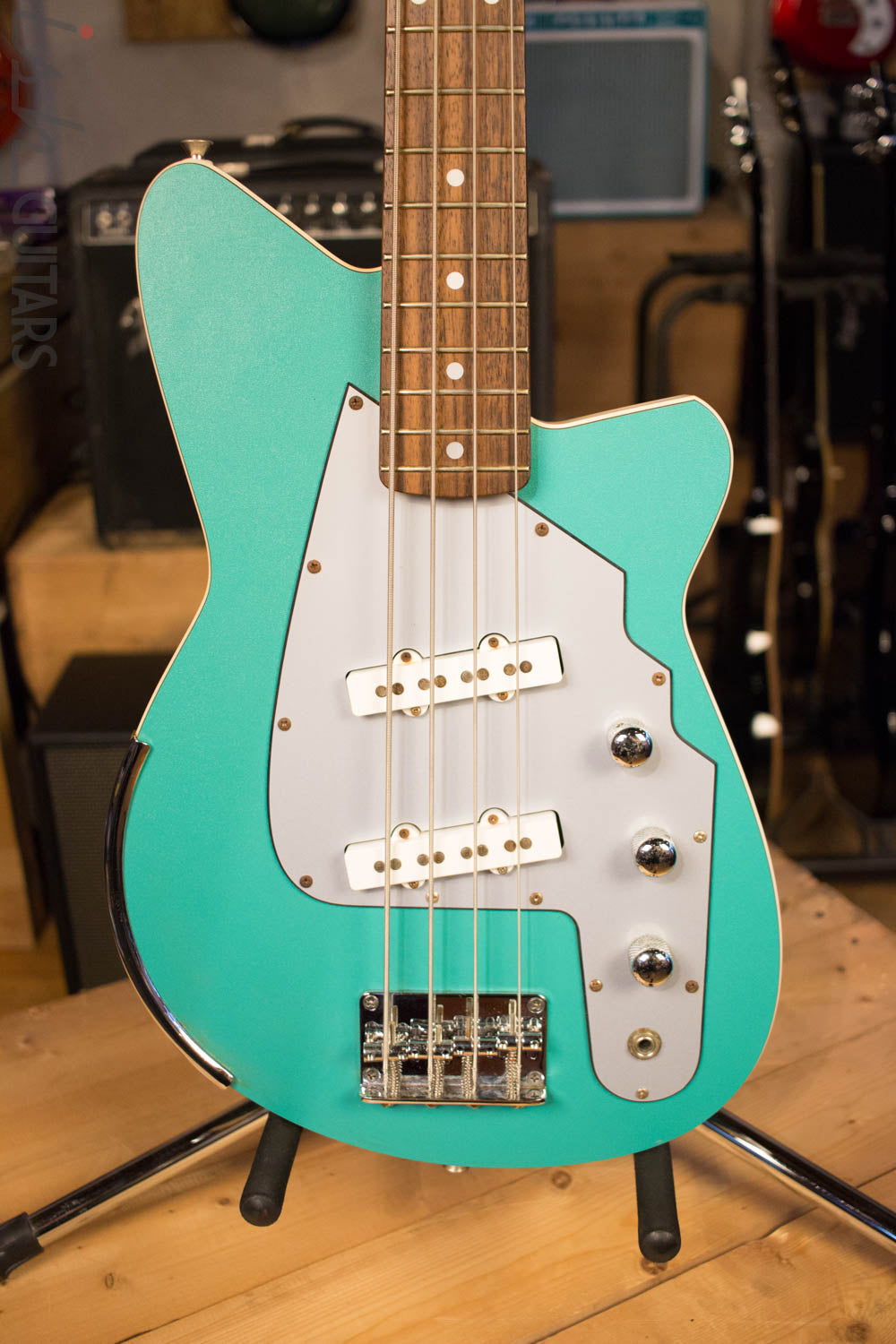 USA Reverend RumbleFish Turquoise 4 String Bass RARE