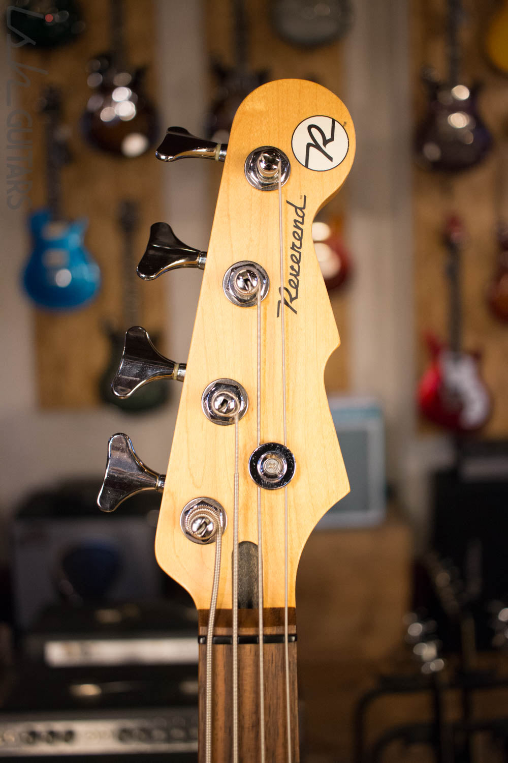USA Reverend RumbleFish Turquoise 4 String Bass RARE