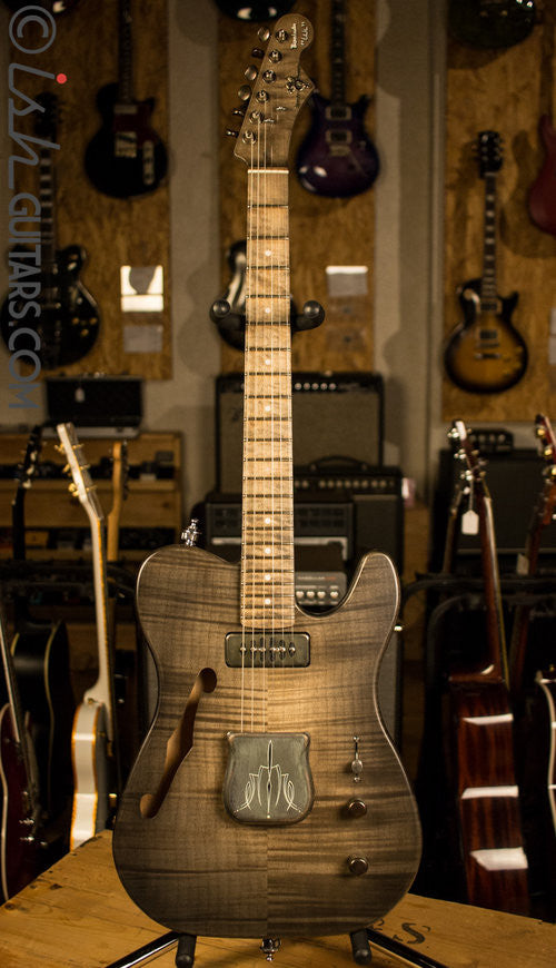 V8 Custom Guitars BarnKaster w/ Case