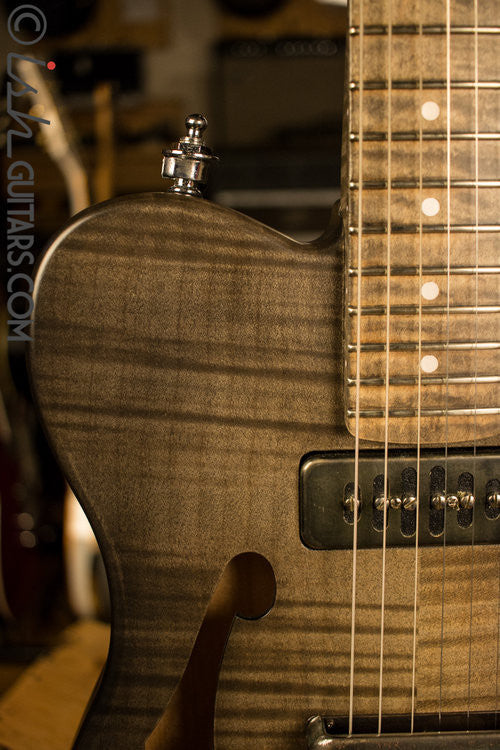 V8 Custom Guitars BarnKaster w/ Case
