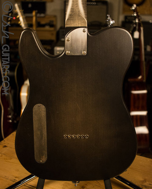 V8 Custom Guitars BarnKaster w/ Case