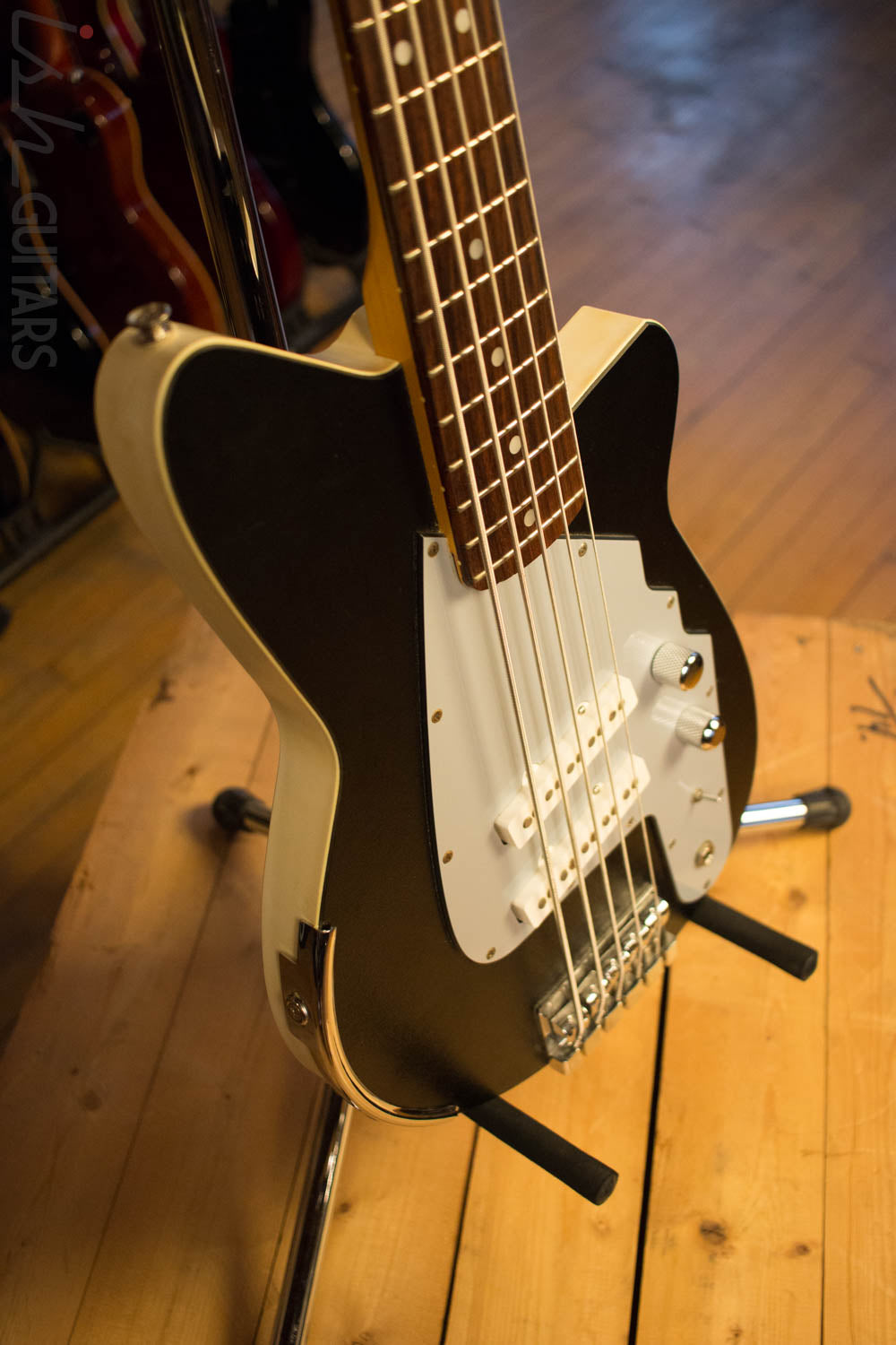 USA Reverend Bass RumbleFish 5l RL5 Five String 