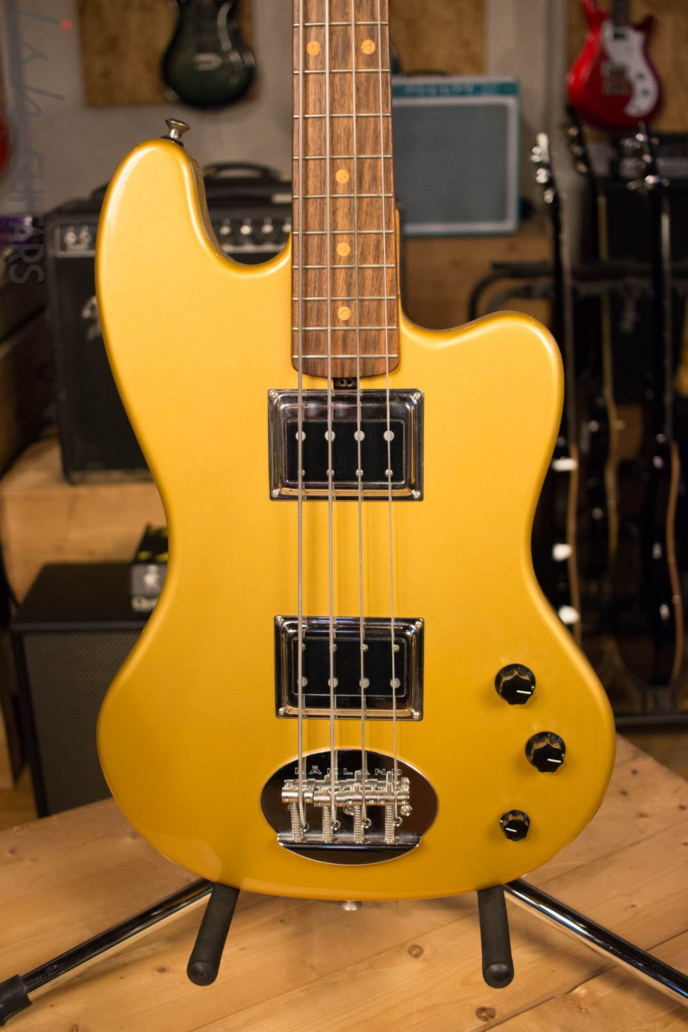 USA Lakland Decade Four String Gold Metallic