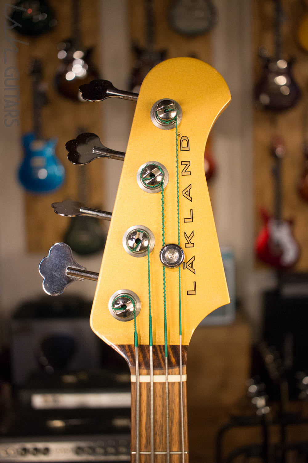 USA Lakland Decade Four String Gold Metallic