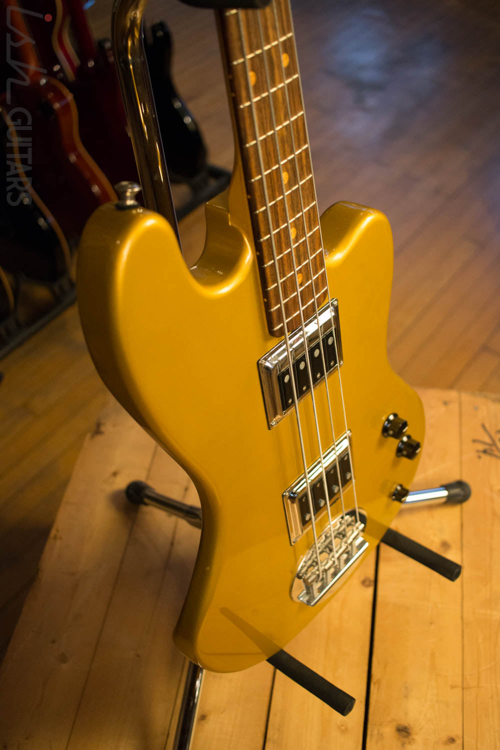 USA Lakland Decade Four String Gold Metallic