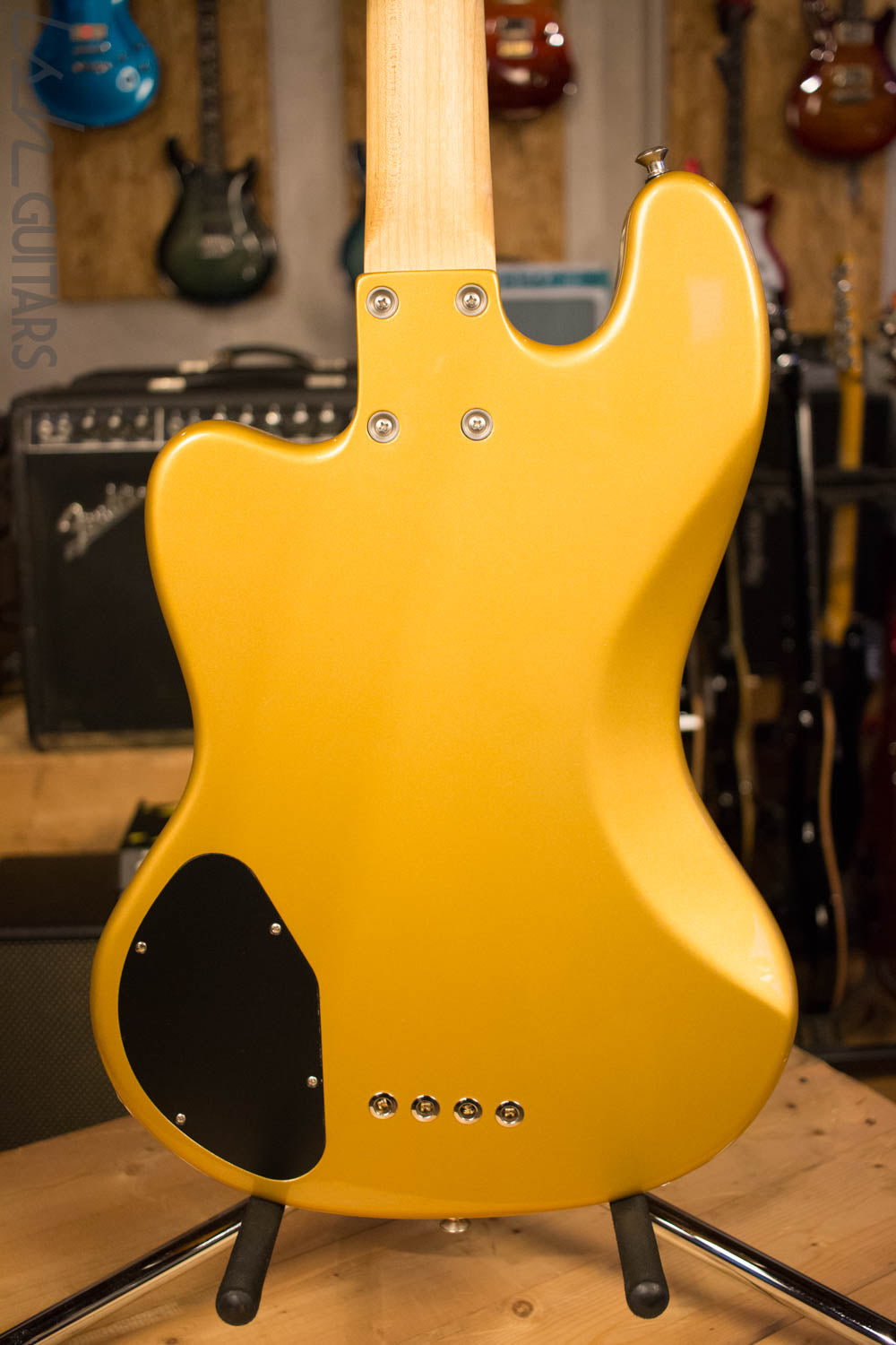 USA Lakland Decade Four String Gold Metallic