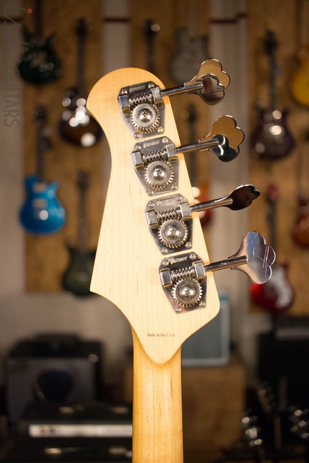 USA Lakland Decade Four String Gold Metallic