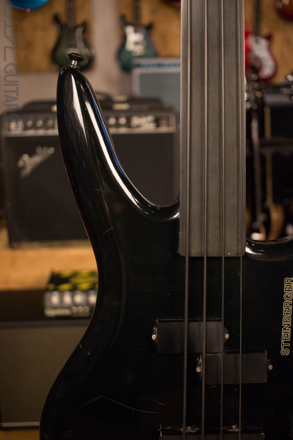 Steinberger XQ3 Fretless Bass Black 4 String