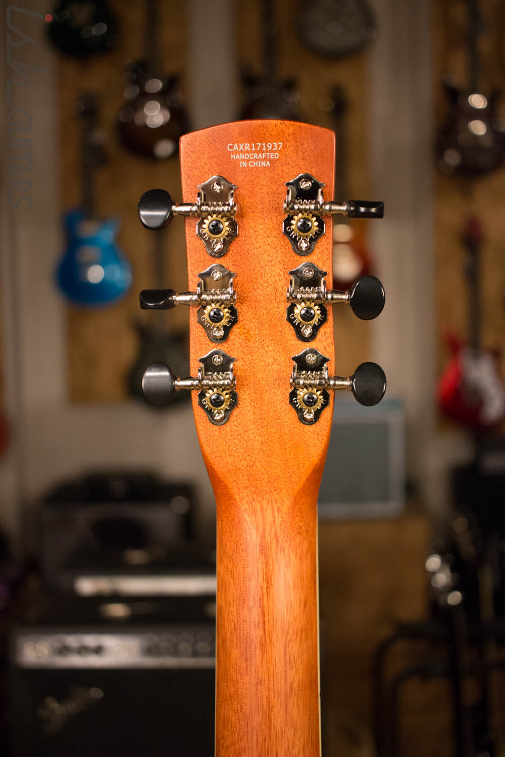 Gretsch Guitars G9221 Bobtail Steel Round-Neck Acoustic-Electric Guitar