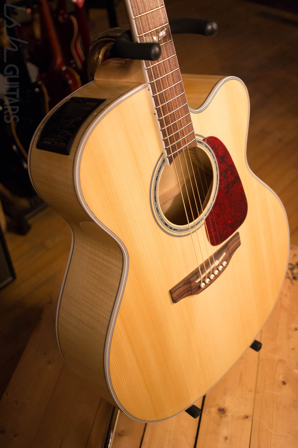Takamine GJ72CE G Series Jumbo Cutaway Acoustic-Electric Guitar