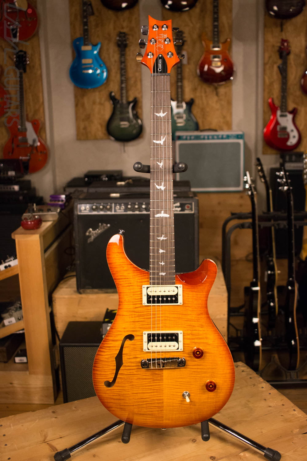 Paul Reed Smith PRS SE Custom 22 Semi-Hollow Vintage Sunburst