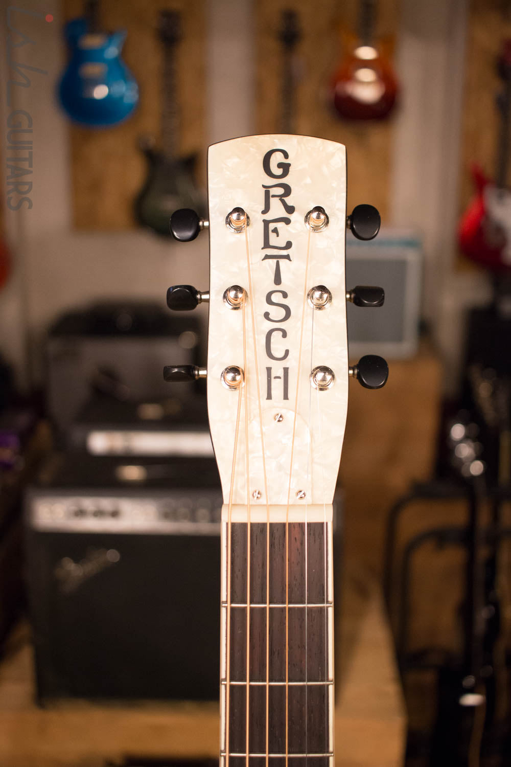 Gretsch Root Series G9220 Bobtail Round Neck Acoustic/Electric Resonator Guitar