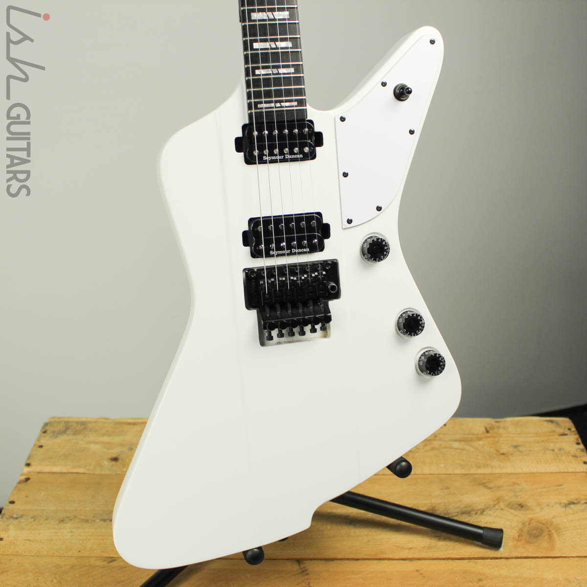 2016 Washburn Parallaxe Priestess Z20FR Marzi Montazeri Signature
