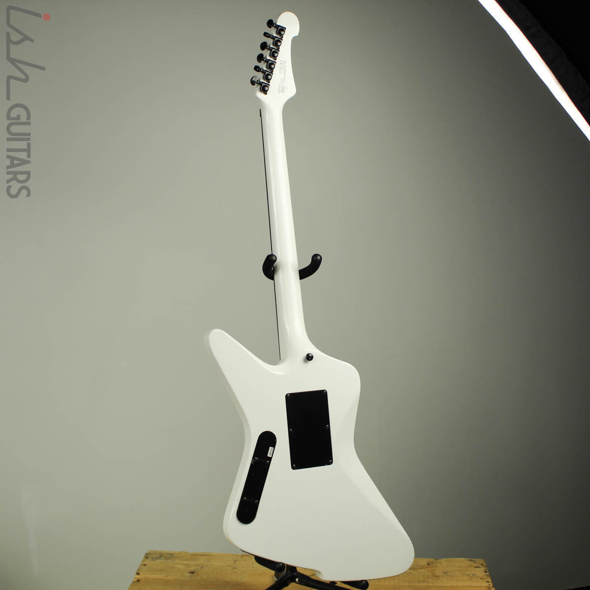 2016 Washburn Parallaxe Priestess Z20FR Marzi Montazeri Signature