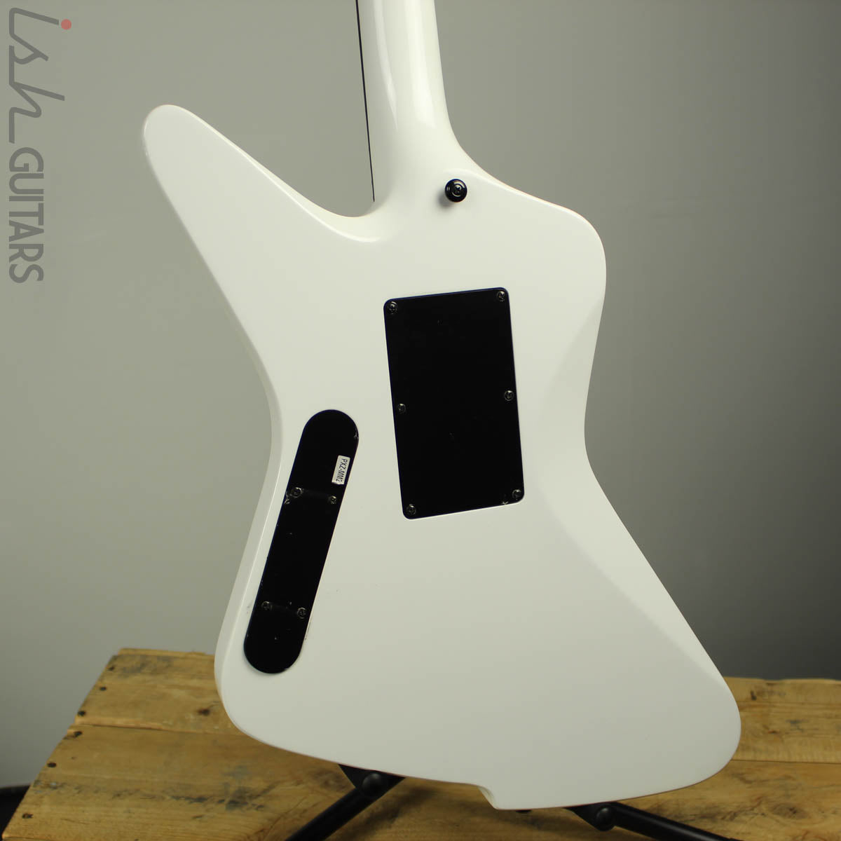 2016 Washburn Parallaxe Priestess Z20FR Marzi Montazeri Signature