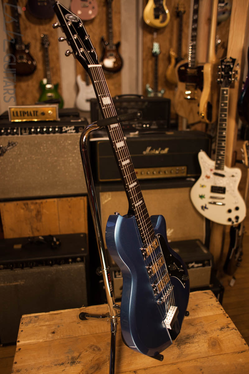 2018 Supro Island Series 2030BM Hampton Ocean Blue Metallic