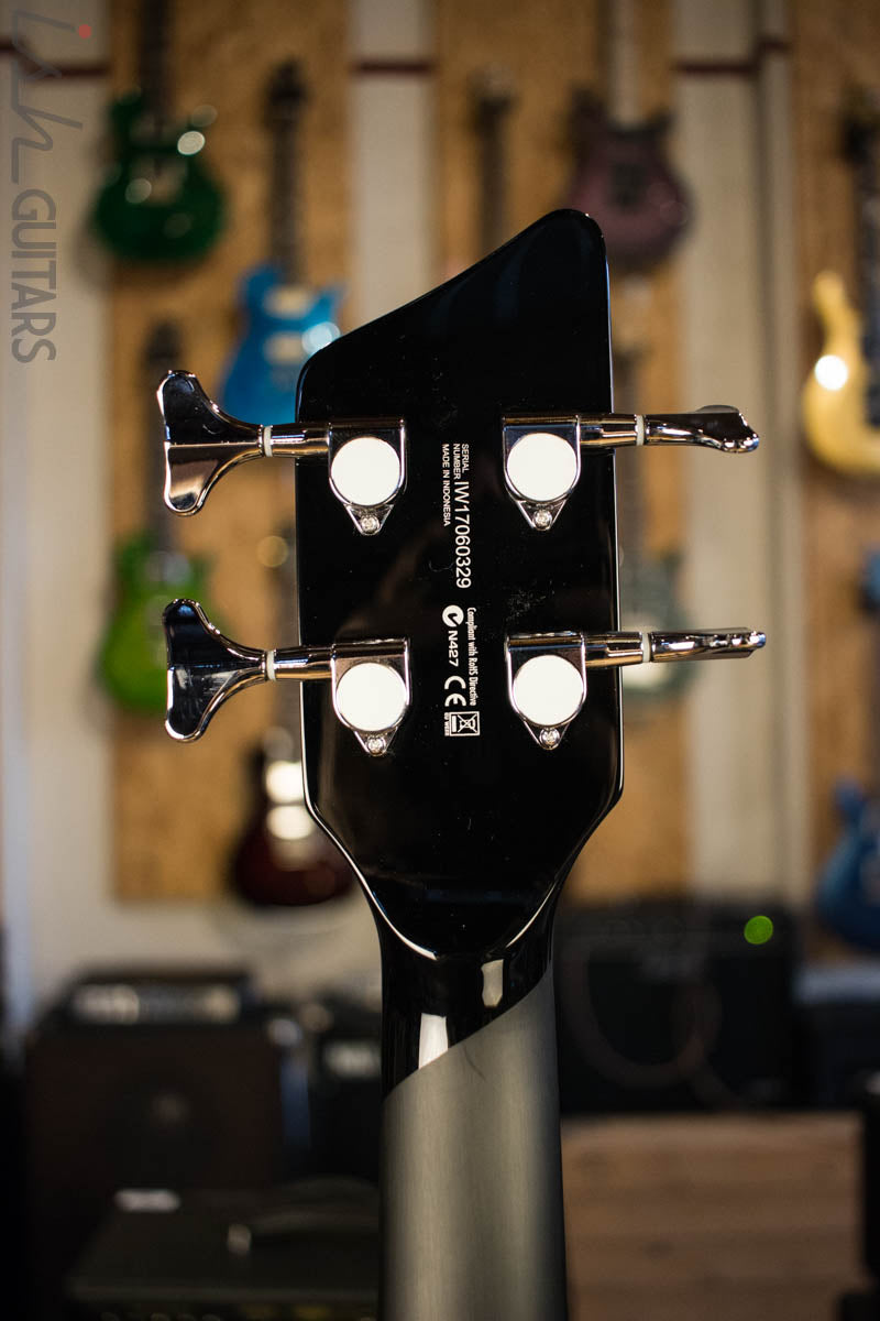 Supro 2043 Huntington III Short Scale with Piezo Pickup Flame Tobacco Sunburst Store Demo