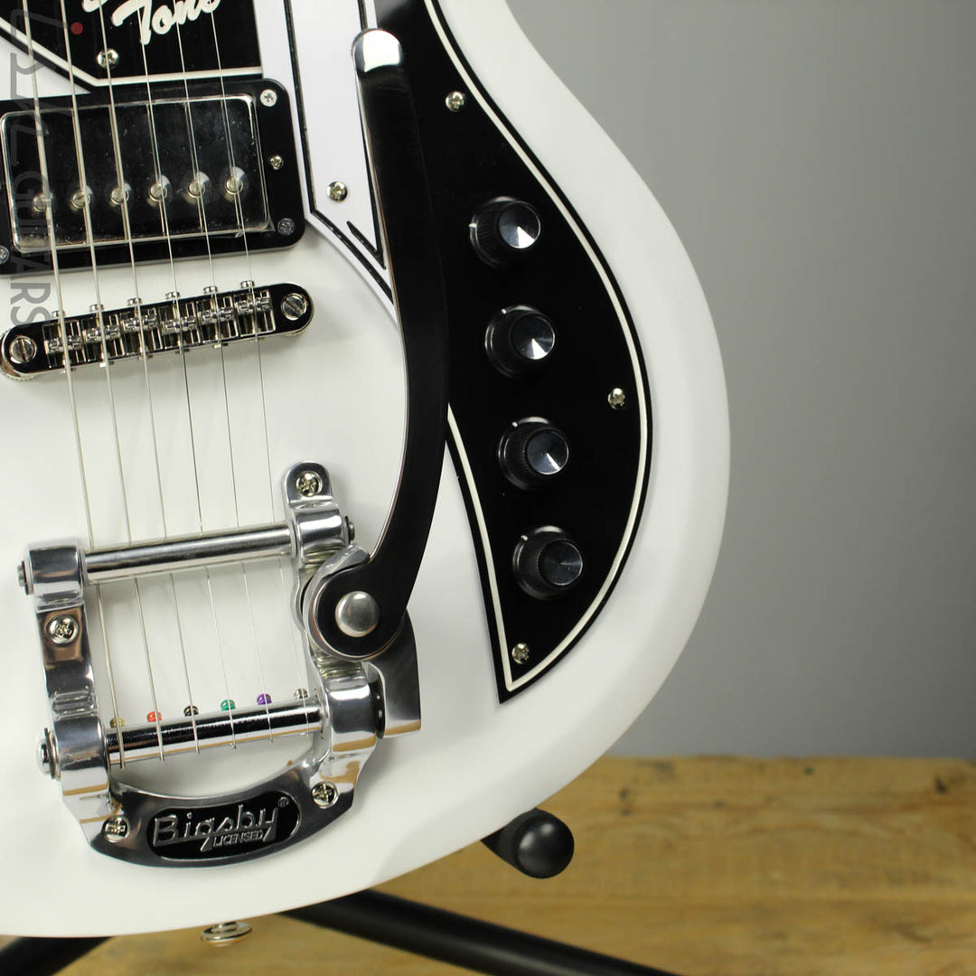 Supro David Bowie Limited Edition Dual Tone Electric Guitar White Finish