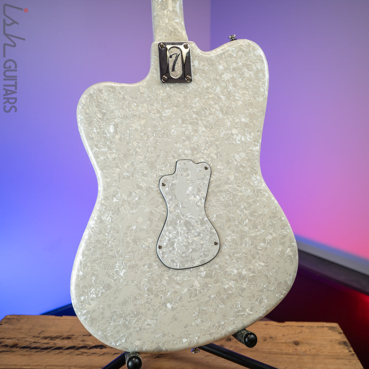 Italia Modena Red – Ish Guitars