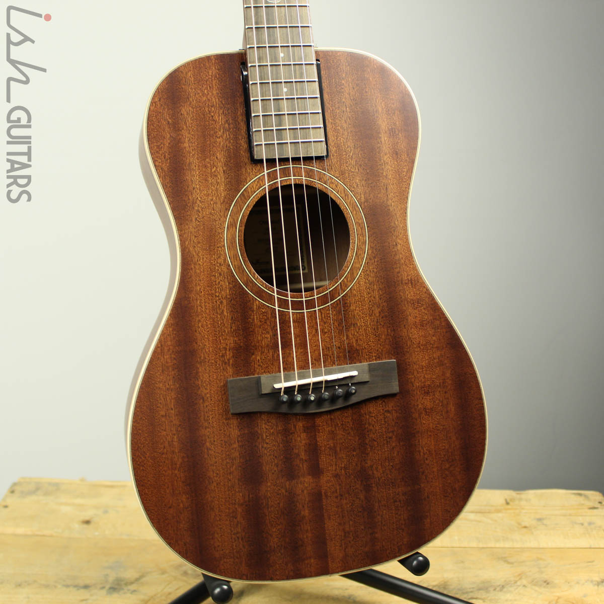 Journey Instruments OF310 Overhead Mahogany Sapele Acoustic Travel