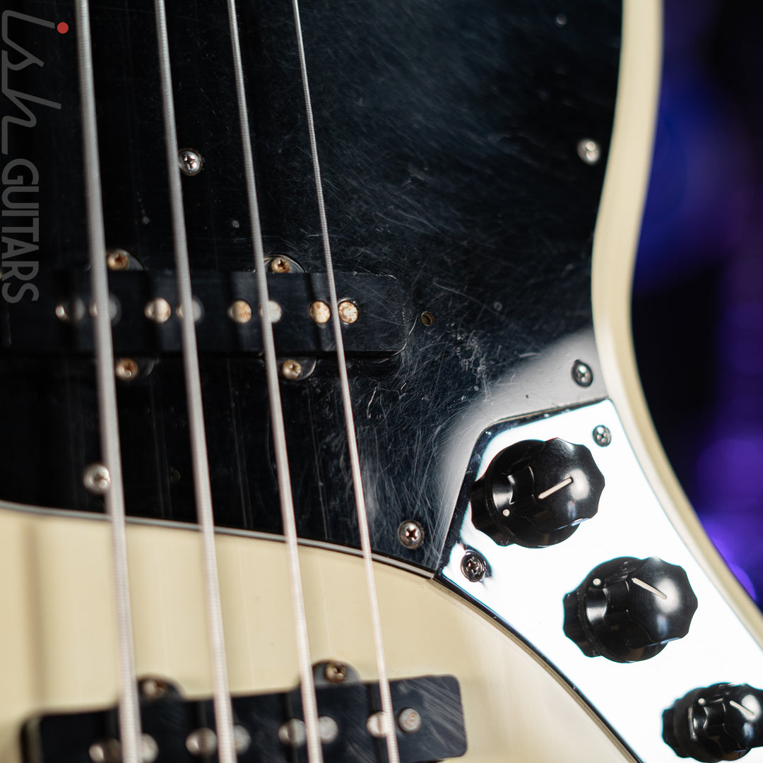 1990-1991 Fender MIJ Fretless Jazz Bass Olympic White